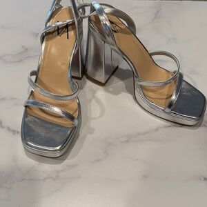 Silver Strappy Women's platform Heels size 8 party wedding 4 inch heel
